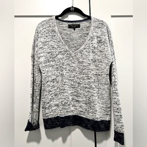 Rag and Bone, Crochet V neck sweater, Grey and white with navy, Size XS